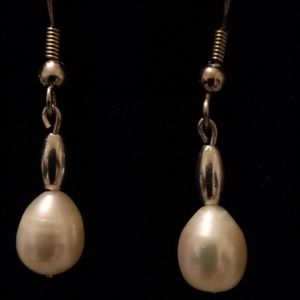 Silver Freshwater Pearl Earrings